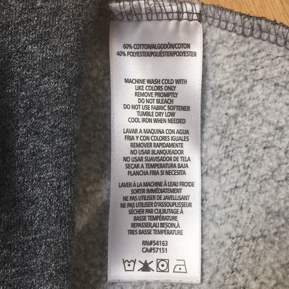 Calvin Klein quarter zip hoodie - Picture 6 of 6